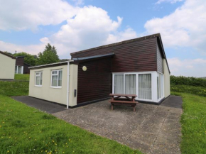 Harcombe House Bungalow 11